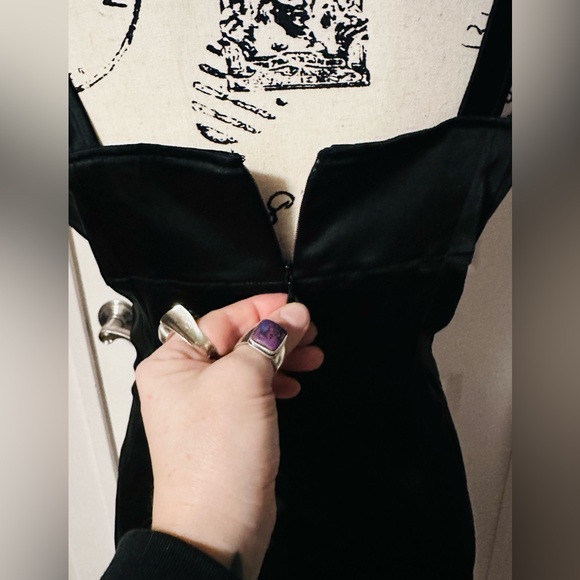 Like new Calvin Kline little black dress - Picture 7 of 10